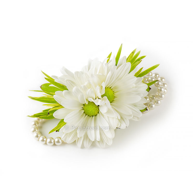 Prom flower corsage with white Daisies on a pearl bracelet